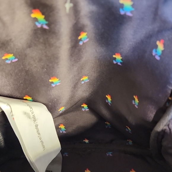 🌈Disney Loungefly Pride Collection Mickey Mouse Mini Back Pack - Picture 6 of 7